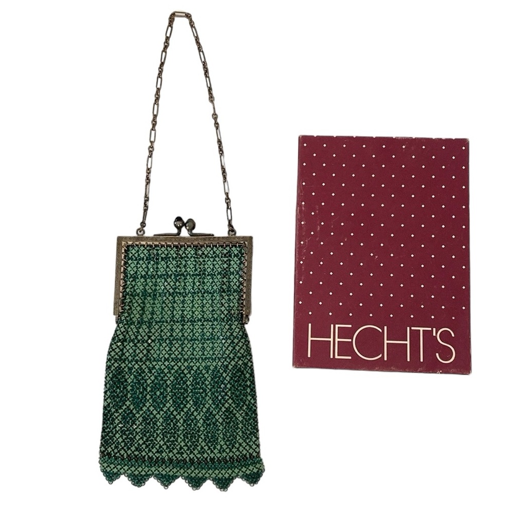 Vintage Art Deco 1920’s Silver Metal Mesh Green Wristlet Handbag